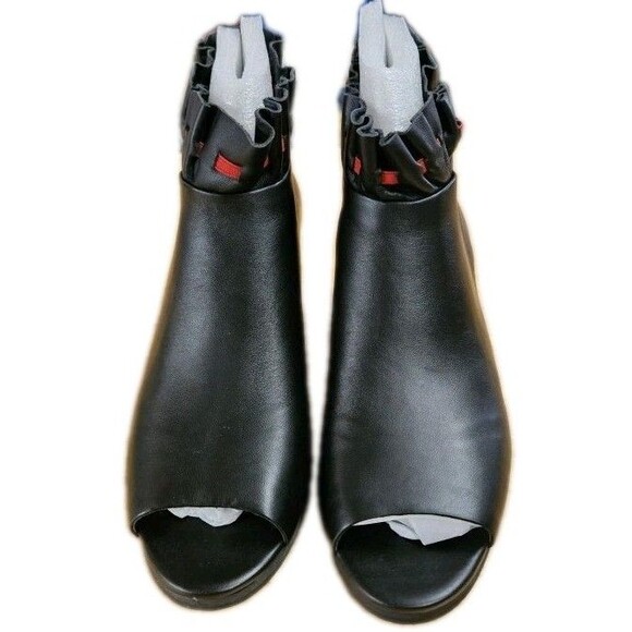 New Lori Goldstein Li Binnie Womens Black Red Accent Ankle Boots Faux Leather 8 - Picture 3 of 7